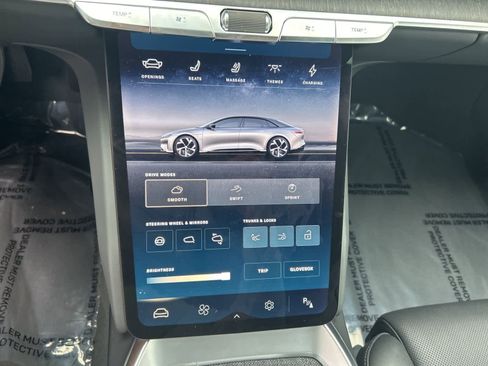 Used 2024 Lucid Air Pure image 33