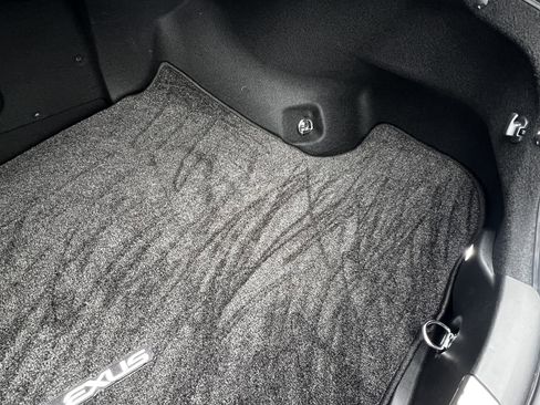 Used 2022 Lexus ES 300h Ultra Luxury image 51