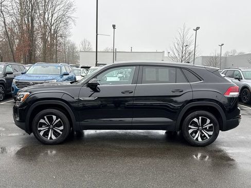Certified 2025 Volkswagen Atlas Cross Sport SE image 7