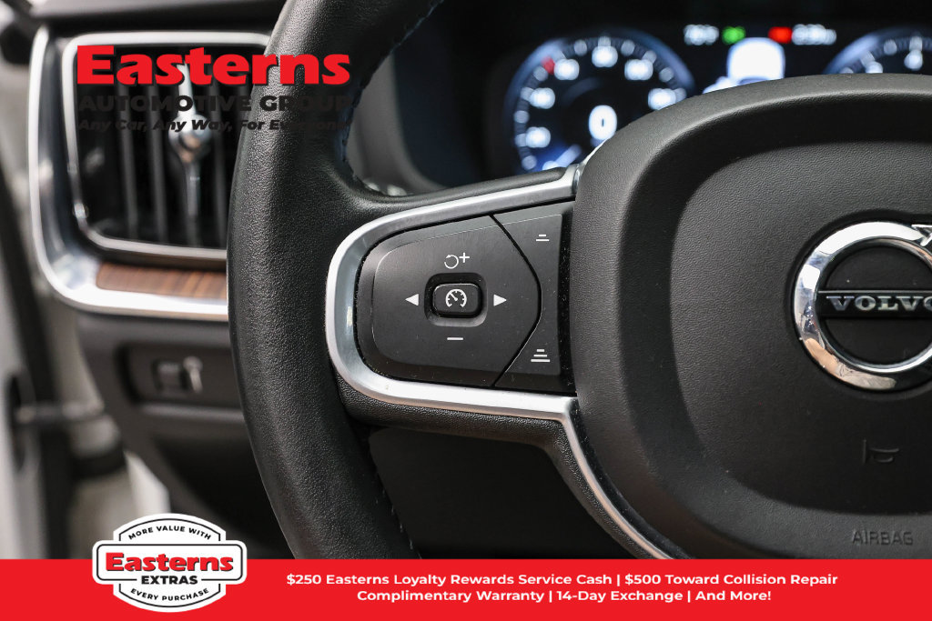 Used 2022 Volvo S60 B5 Inscription FWD image 16