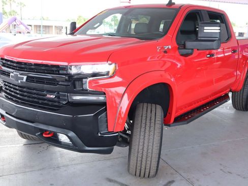 Used 2021 Chevrolet Silverado 1500 LT Trail Boss w/ Convenience Package II AWD/4WD image 9
