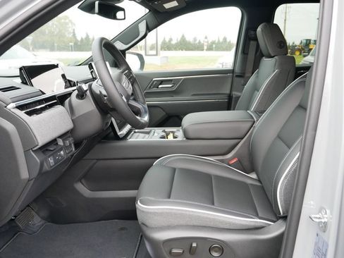 New 2026 GMC Sierra EV Elevation AWD/4WD image 8