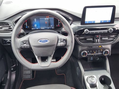 Used 2023 Ford Escape ST-Line image 26