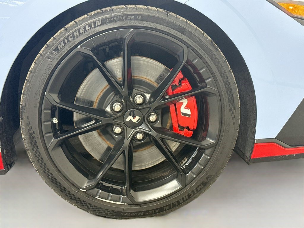 Used 2025 Hyundai Elantra N FWD image 31