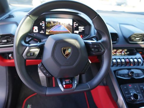Used 2019 Lamborghini Huracan LP 580-2 RWD image 15