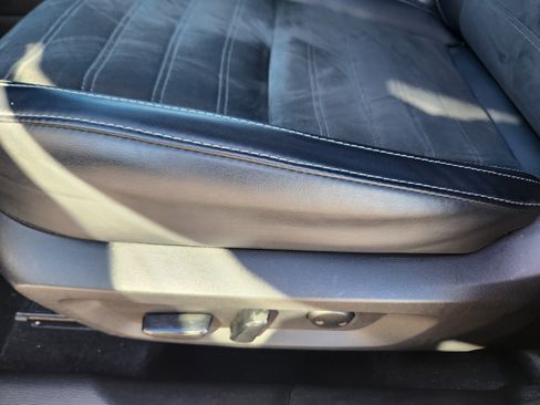 Used 2024 Mitsubishi Outlander SE image 17