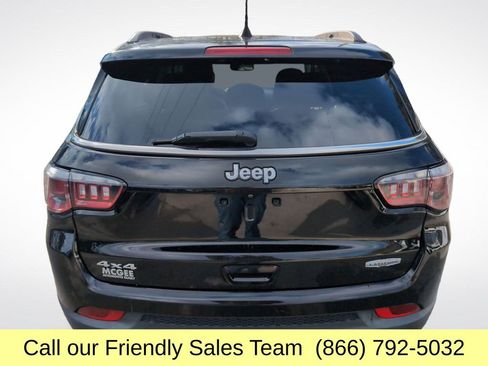 Used 2019 Jeep Compass Latitude w/ Cold Weather Group image 5
