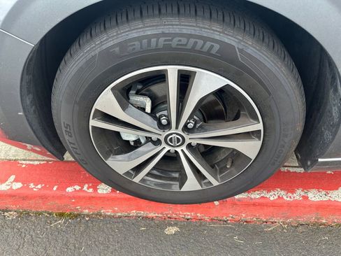 Used 2023 Nissan Sentra SV image 22