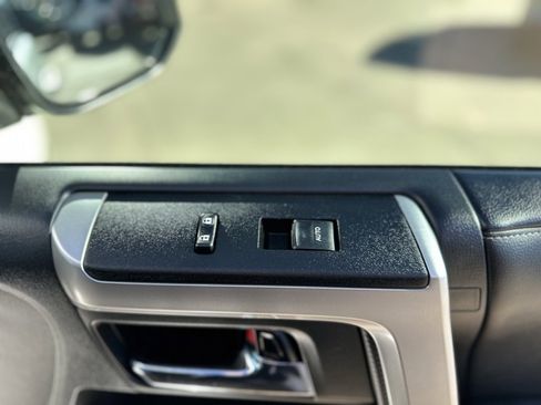 Used 2023 Toyota 4Runner Limited image 33