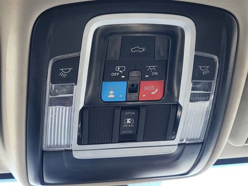 Used 2024 RAM 2500 Laramie image 23