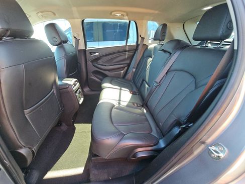 Used 2019 Buick Envision Essence FWD image 17