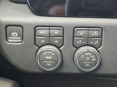 New 2026 Chevrolet Silverado 3500 LT w/ Convenience Package AWD/4WD image 18