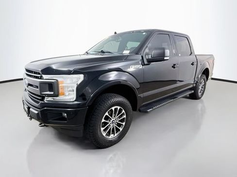 Used 2018 Ford F150 XLT w/ Equipment Group 302A Luxury AWD/4WD image 3