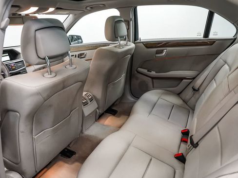 Used 2011 Mercedes-Benz E 350 Sedan image 19
