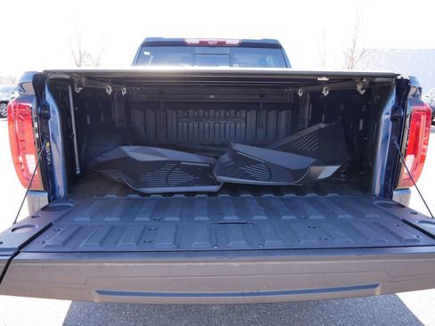 Used 2021 GMC Yukon Denali w/ LPO, Illumination Package image 14