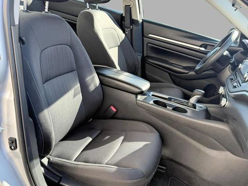 Used 2022 Nissan Altima 2.5 SV image 24