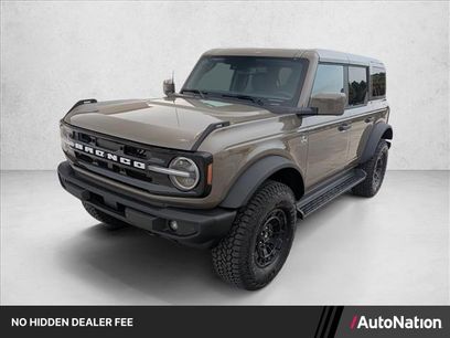 New 2026 Ford Bronco Outer Banks w/ Sasquatch Package
