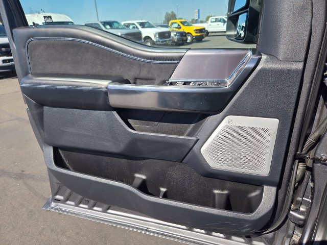 Used 2026 Ford F350 Platinum w/ Tremor Off-Road Package AWD/4WD image 13