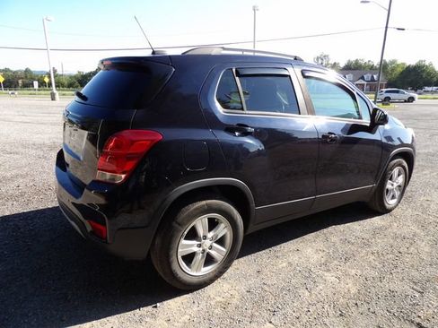 Used 2021 Chevrolet Trax LT w/ Driver Confidence Package FWD image 5