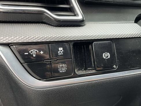 Used 2023 Kia Sportage LX AWD/4WD image 27
