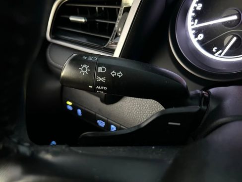 Used 2021 Toyota Camry SE image 22