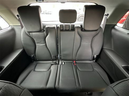 Used 2026 Kia Carnival SX Prestige image 16