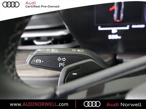 Certified 2025 Audi Q5 Premium w/ 19" Wheel Package image 28