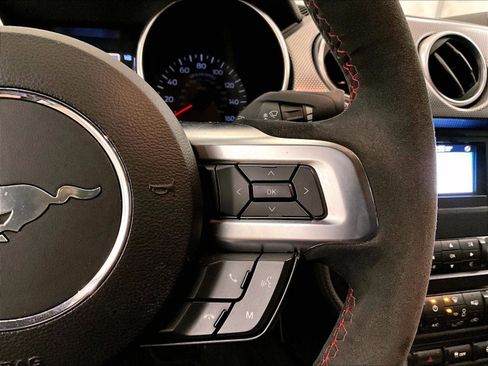 Certified 2019 Ford Mustang GT RWD image 18