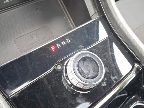 Used 2023 Jeep Grand Cherokee Laredo w/ Luxury Tech Group I image 30