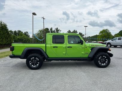 New 2026 Jeep Gladiator Rubicon w/ Steel Power Dome Hood Package