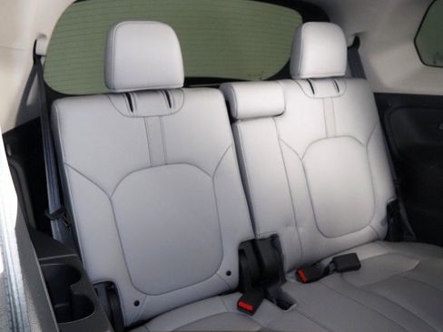 Used 2023 Honda Pilot EX-L image 16