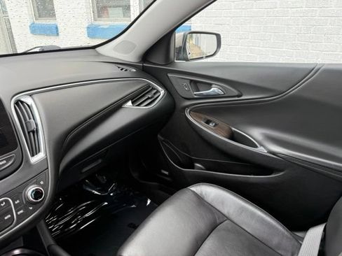Used 2024 Chevrolet Malibu LT FWD image 25