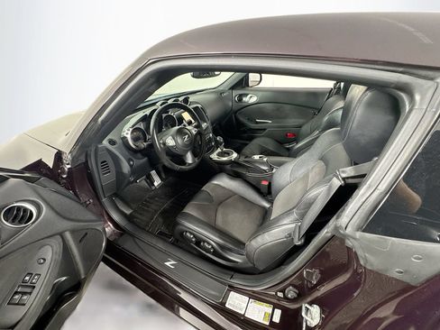 Used 2016 Nissan 370Z Touring w/ Aerodynamics Package RWD image 21
