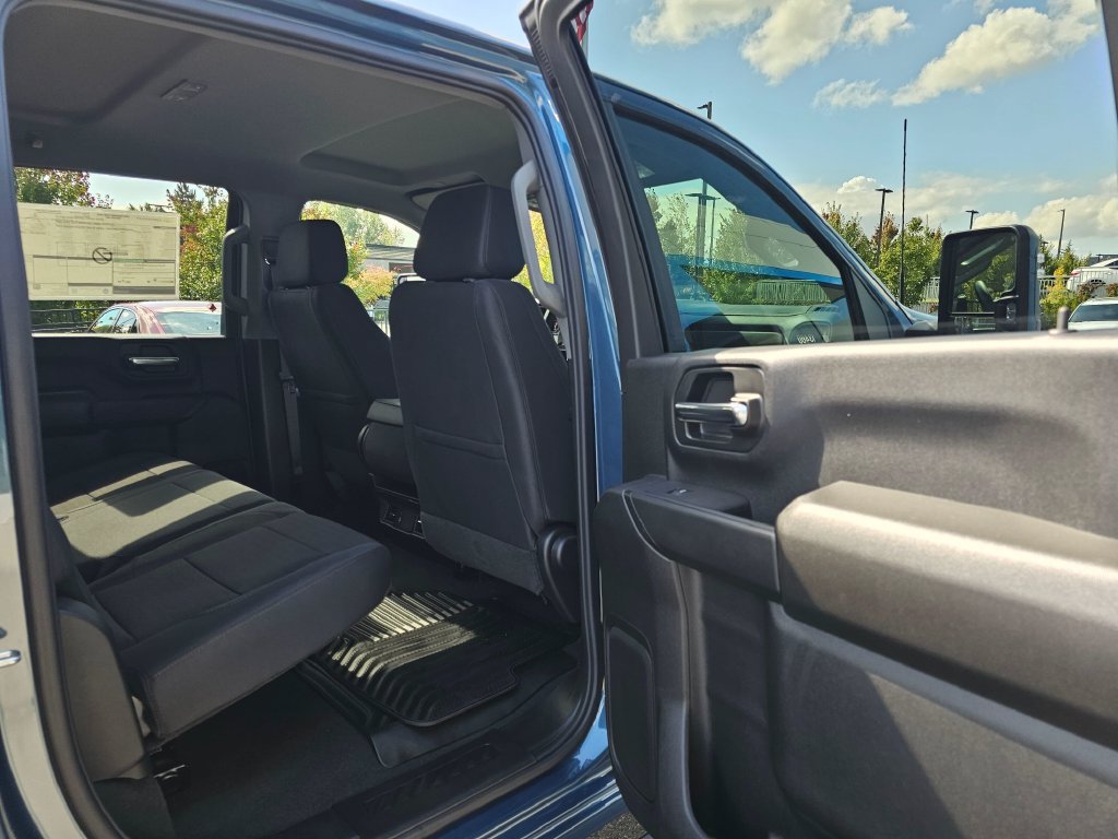 New 2026 Chevrolet Silverado 2500 Custom w/ Custom Value Package AWD/4WD image 15