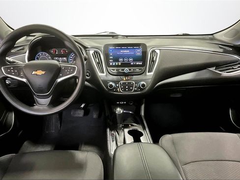 Used 2020 Chevrolet Malibu LT image 7