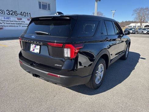 New 2026 Ford Explorer Active image 5