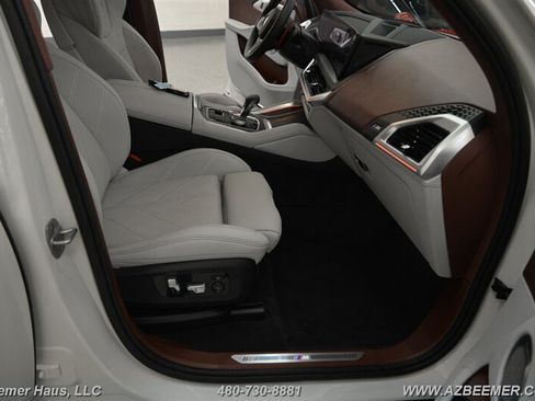 Used 2024 BMW XM AWD/4WD image 23