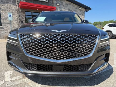 Used 2024 Genesis GV80 3.5T w/ Prestige Package AWD/4WD image 2