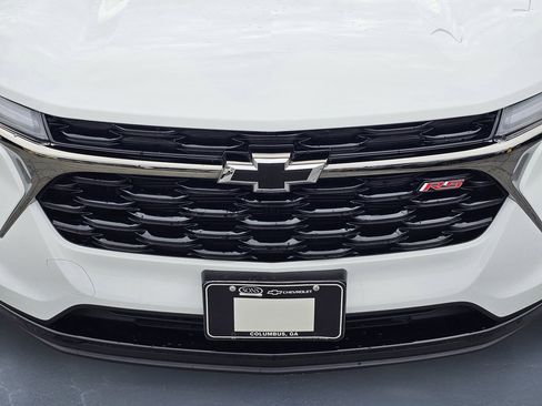 New 2026 Chevrolet Trax RS w/ Driver Confidence Package FWD image 17