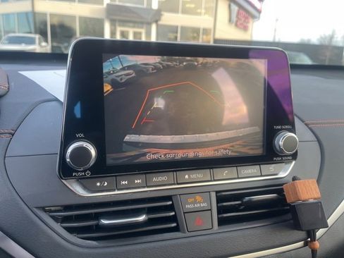 Used 2020 Nissan Altima 2.5 SR image 18