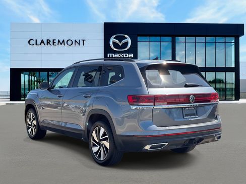 Used 2025 Volkswagen Atlas SE FWD image 6