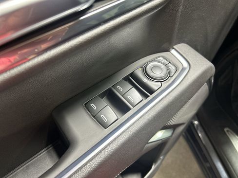 Certified 2023 Chevrolet Silverado 1500 LT w/ Z71 Off-Road Package image 24