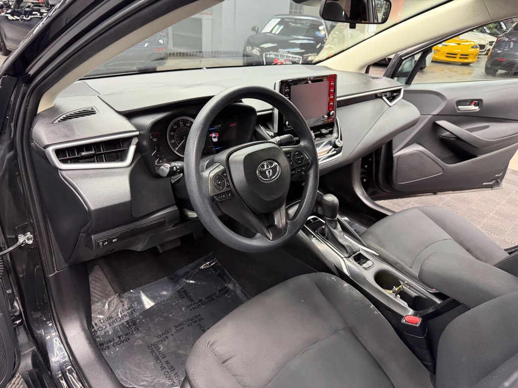 Used 2021 Toyota Corolla LE w/ Carpet Mat Package (TMS) FWD image 34