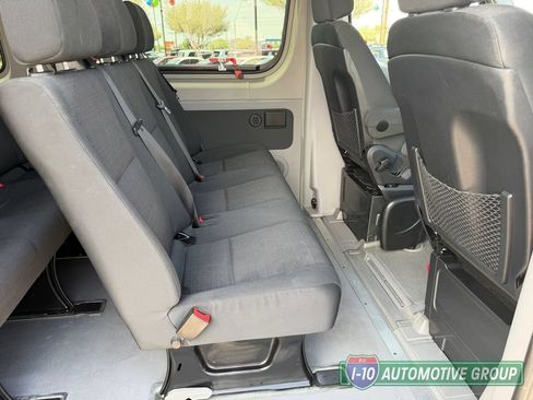 Used 2015 Mercedes-Benz Sprinter 2500 image 28
