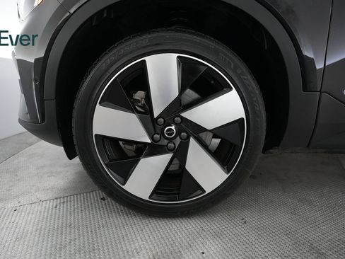 Used 2023 Volvo C40 P8 Recharge Ultimate AWD/4WD image 18