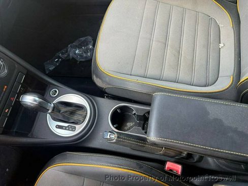 Used 2016 Volkswagen Beetle 1.8T Dune FWD image 19