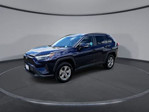 Used 2024 Toyota RAV4 XLE FWD image 4
