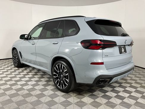 Used 2026 BMW X5 M60i w/ M Sport Professional Package image 3