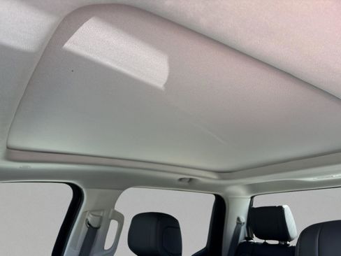 Used 2024 Toyota Tundra Limited image 33