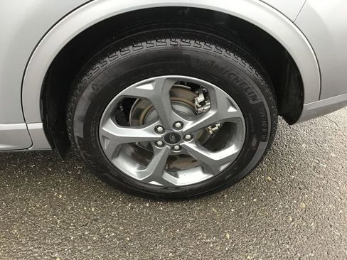 Used 2024 Ford Escape ST-Line image 10